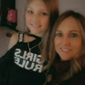 Meet your Posher, Leslie